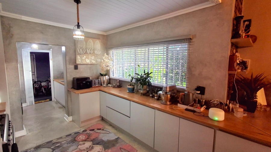 5 Bedroom Property for Sale in Vaalpark Free State